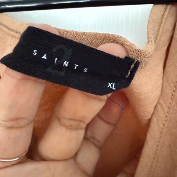 Sleeveless Tan Button-Up Women's Top - Picture 6 of 6